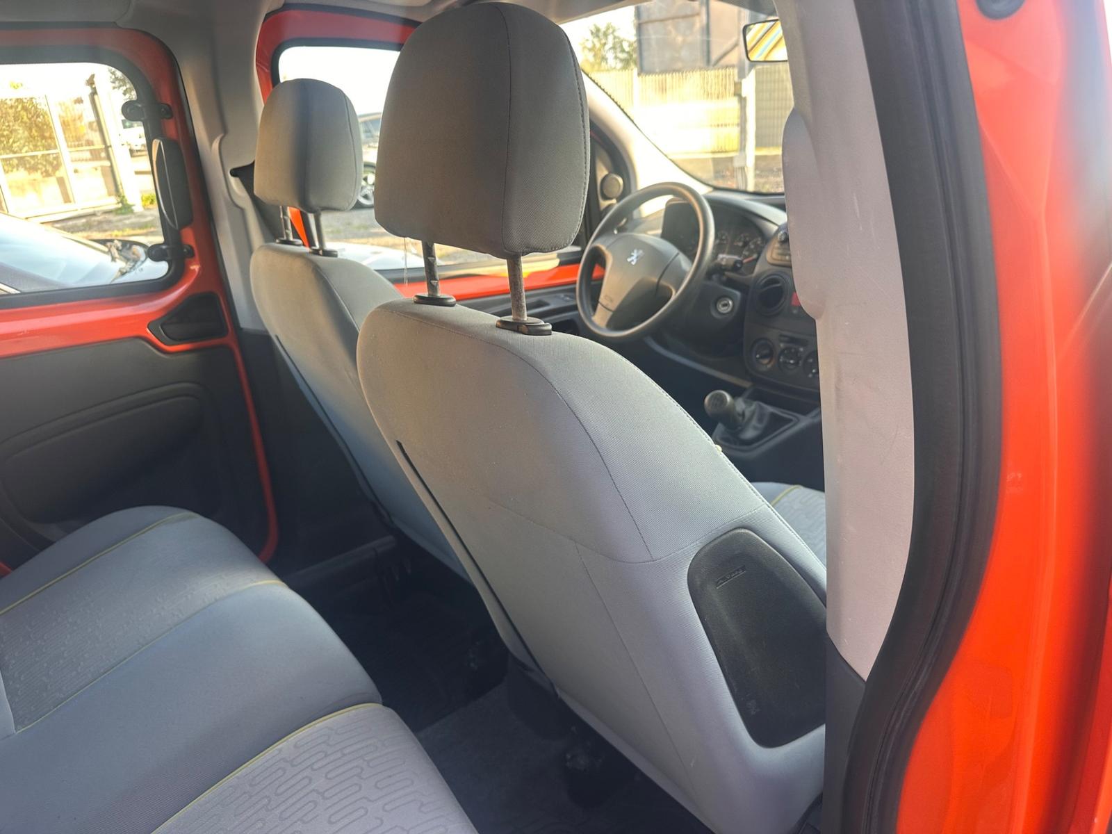 Peugeot Bipper 2010 — photo 11