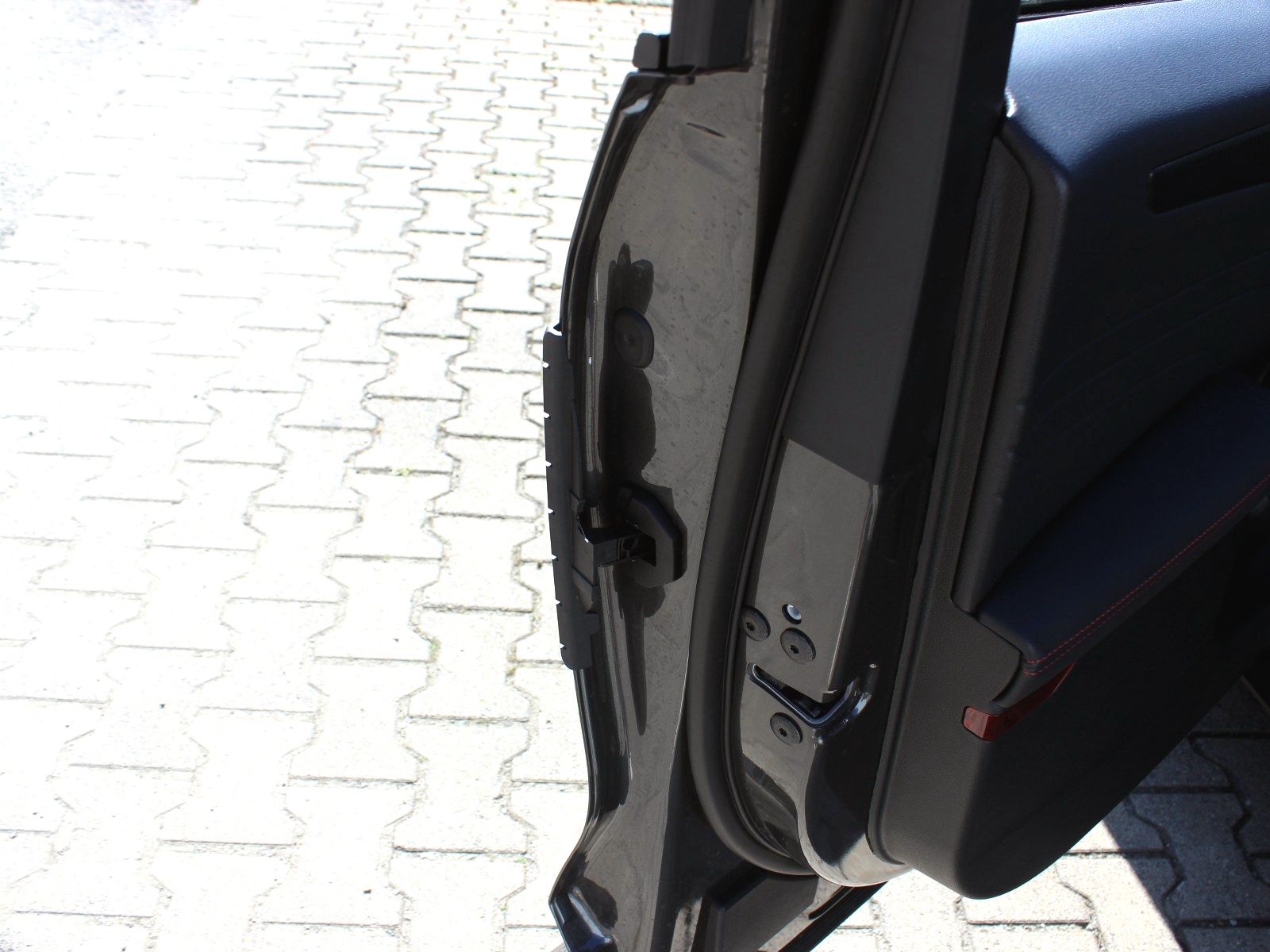 Fahrzeugabbildung Ford Kuga Plug-In Hybrid ST-Line