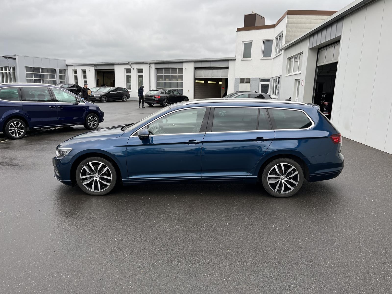 Volkswagen Passat Variant 2.0 TDI DSG Business 172€ m.20% A