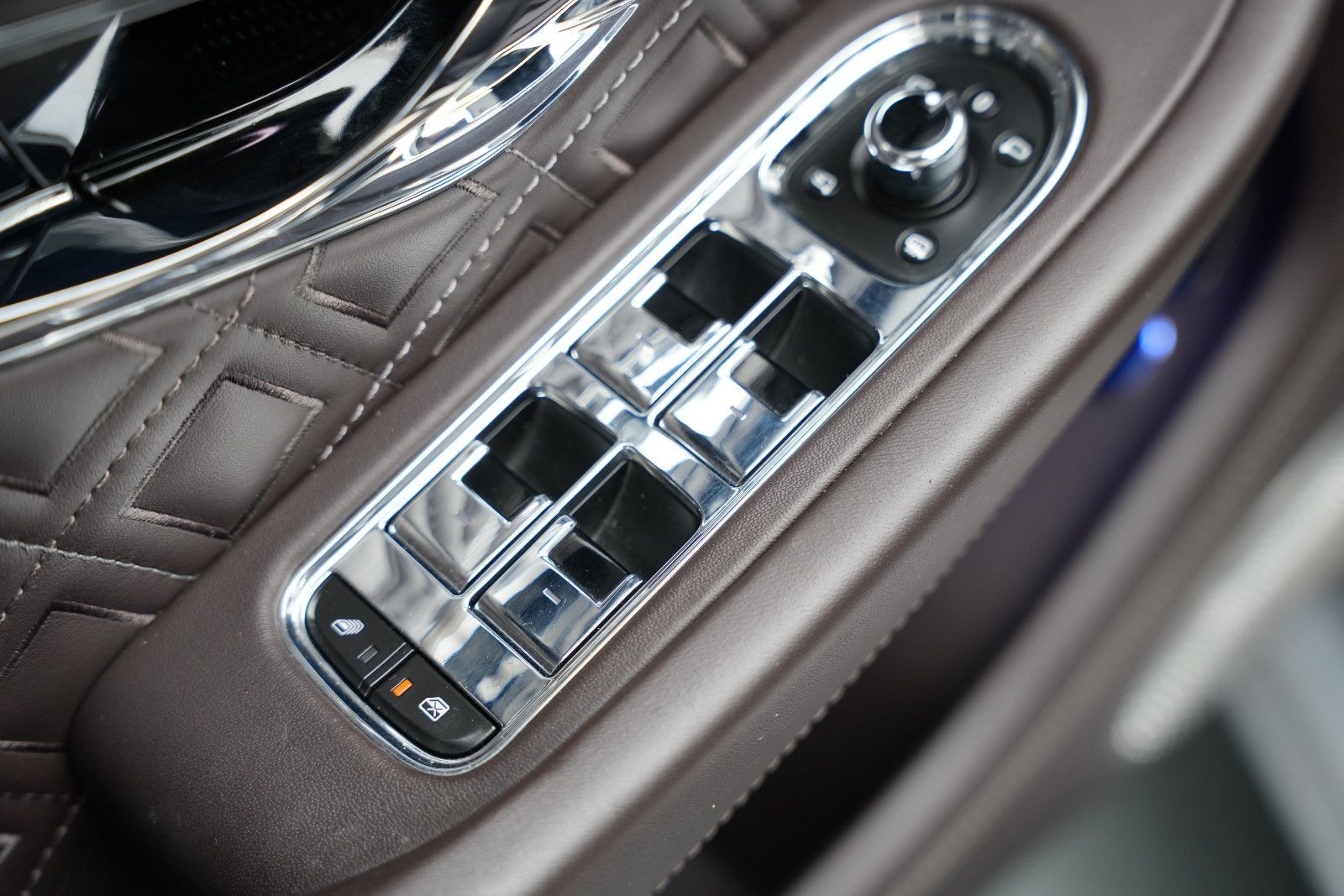 Fahrzeugabbildung Bentley Continental GT W12 First Edition *Rotation*B&O*