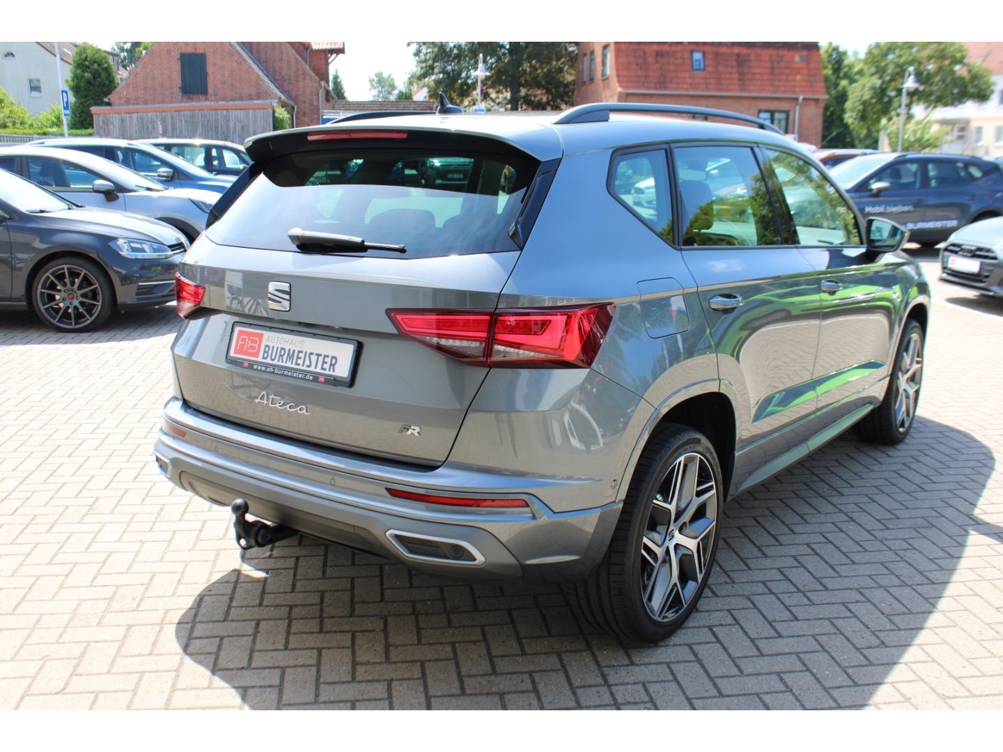 Fahrzeugabbildung SEAT Ateca 1.5 TSi FR ACC LED PDC RFK el. AHK Navi DA
