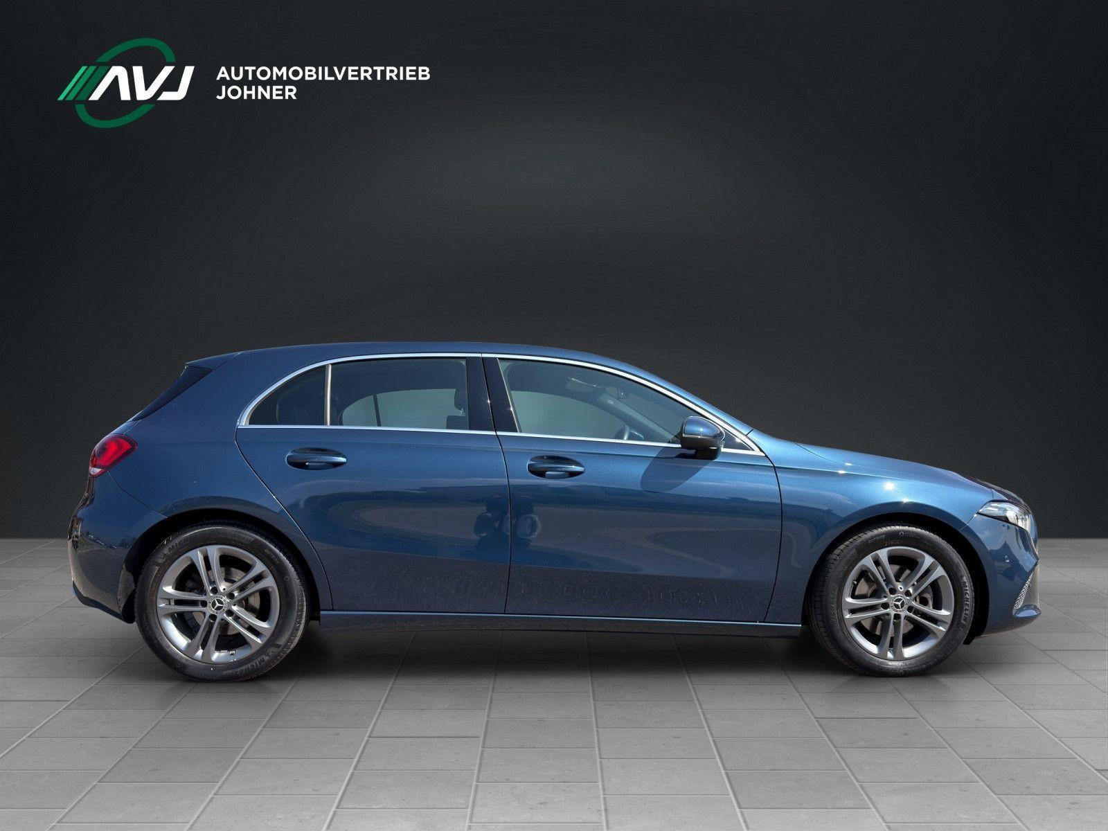 Mercedes-Benz A-Class Progressive MBUX LED, миниатюра 6