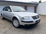 Volkswagen Passat 1.9TDI*Comfortline Automatik*Klima*Tüv-Ne - Volkswagen Passat aus 2003: 9.1
