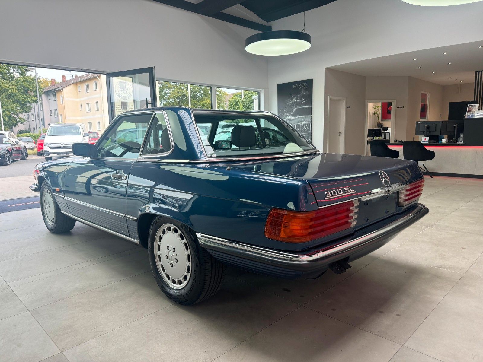 Fahrzeugabbildung Mercedes-Benz SL 300 R107 Cabriolet*H-Kennzeichen*Hardtop*