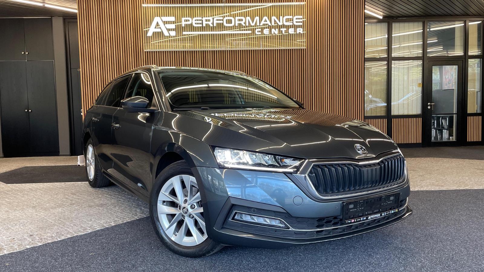 Skoda Octavia Combi First Edition 2.0 TDI DSG LED Navi