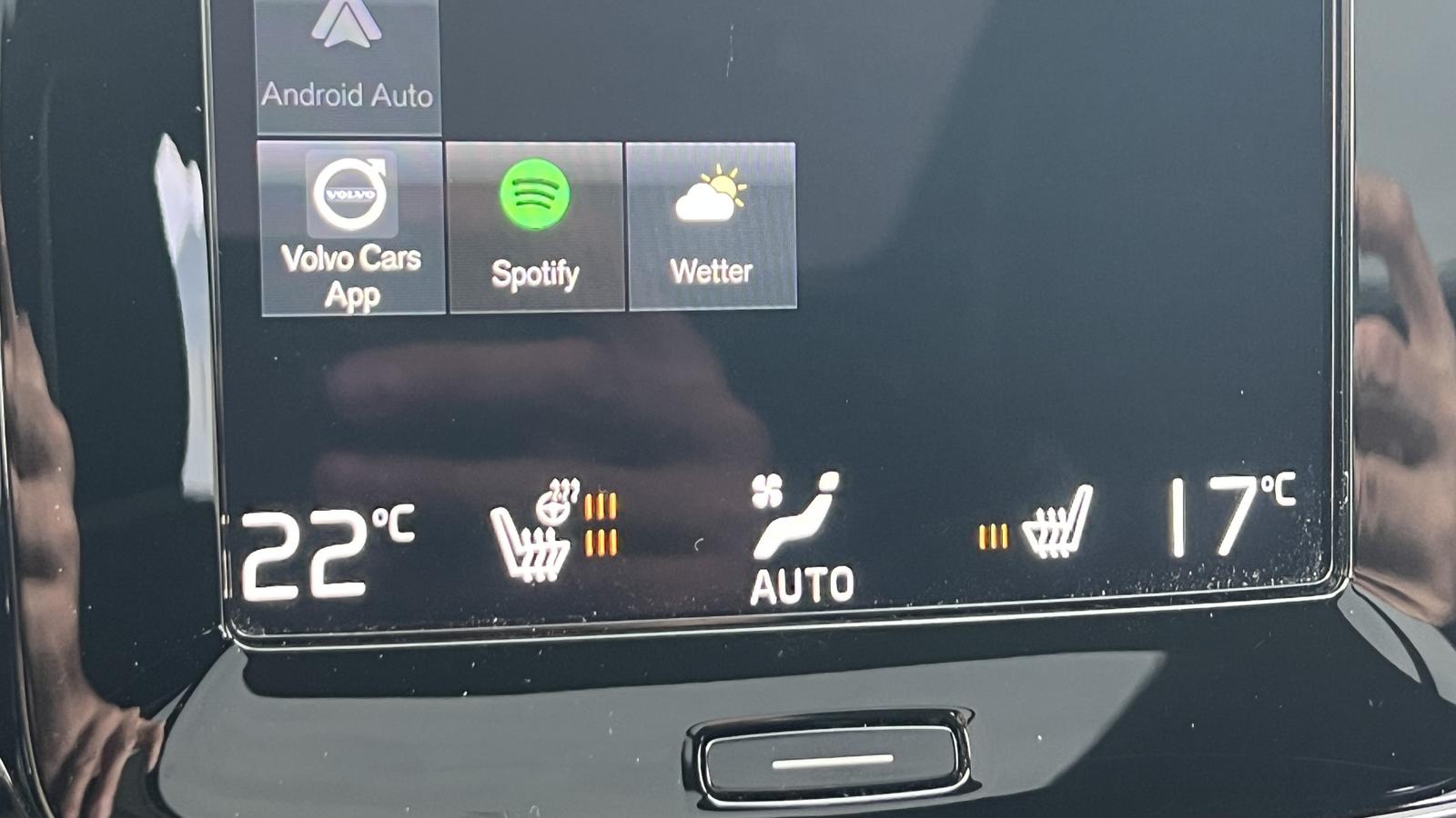 Volvo XC40 R Design AWD/ Pano/ AHK/ 360°/ BLIS/ HK