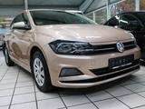 Volkswagen Polo VI Comfortline 1,0i BMT 5-Türig - Volkswagen Polo: Türig