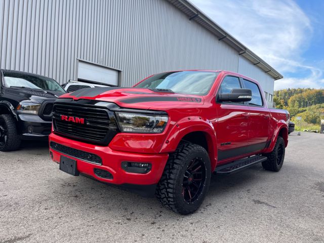 Dodge RAM 1500 HEMI 5.7 CREW CAB SPORT HOCH & BREIT