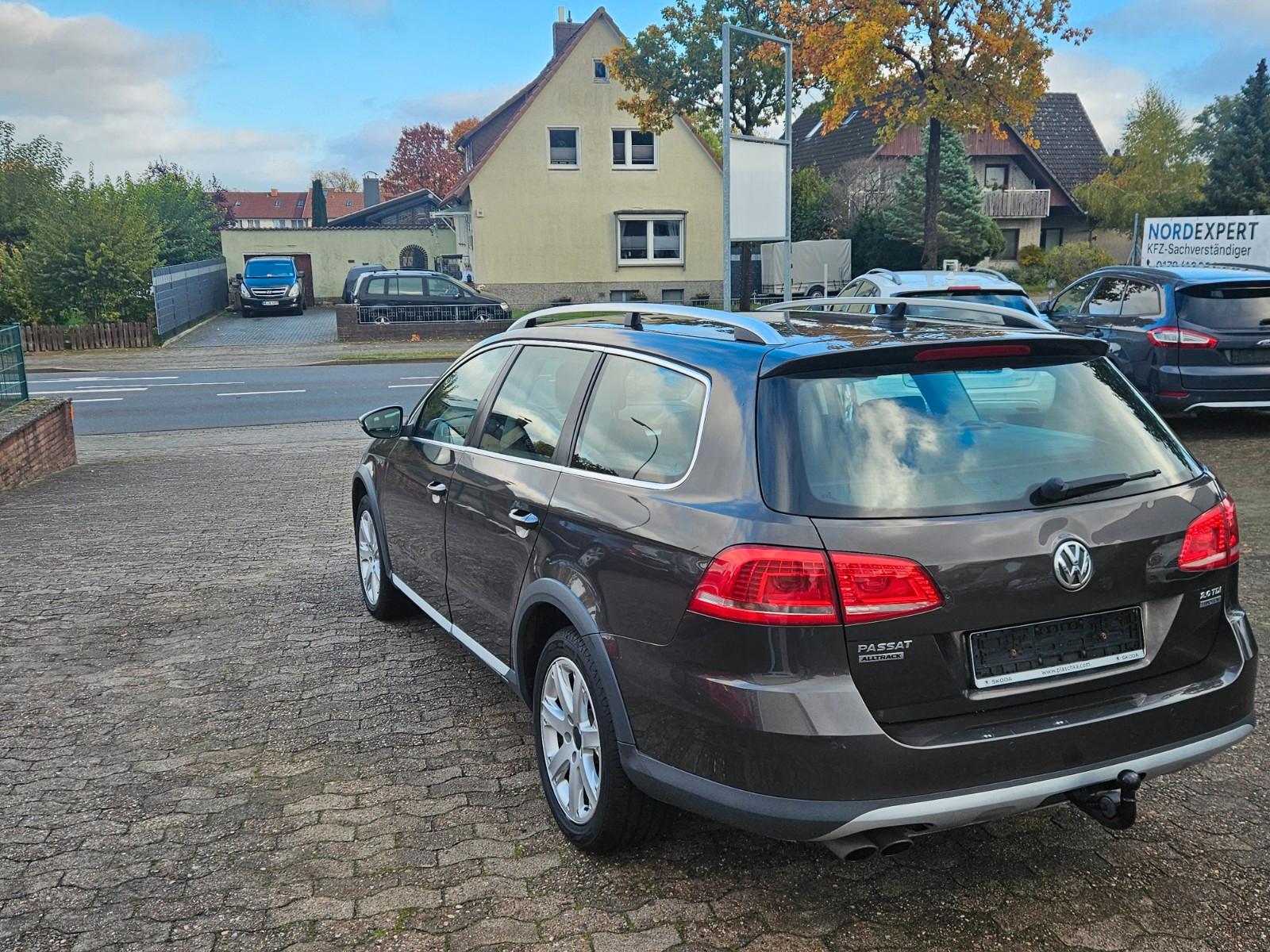 Volkswagen Passat Alltrack 2012 — photo 6