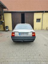 Opel Vectra Oldtimer - Opel Vectra aus 1990