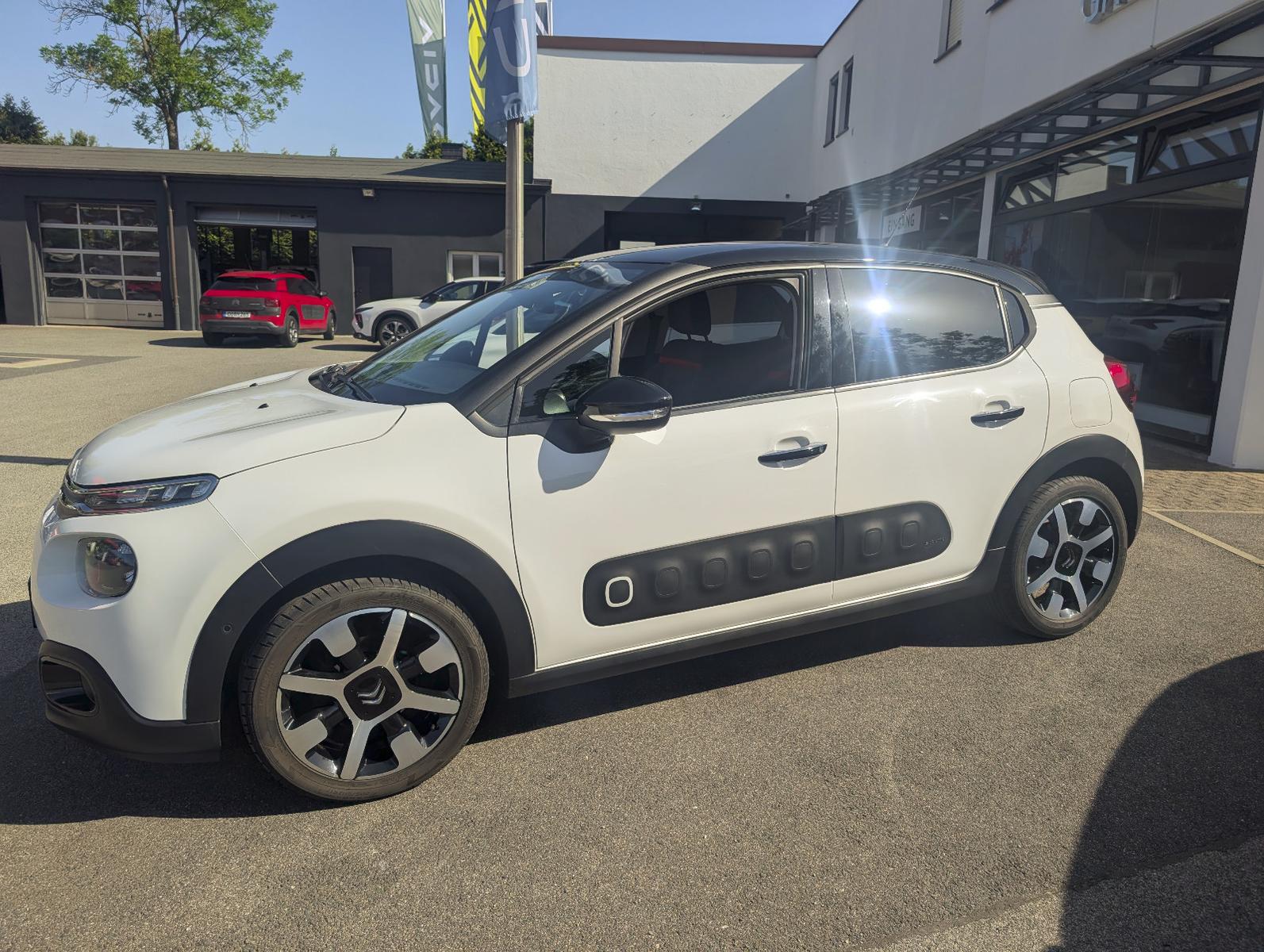 Citroën C3 Shine PT110 "Navi,Kamera, SH"
