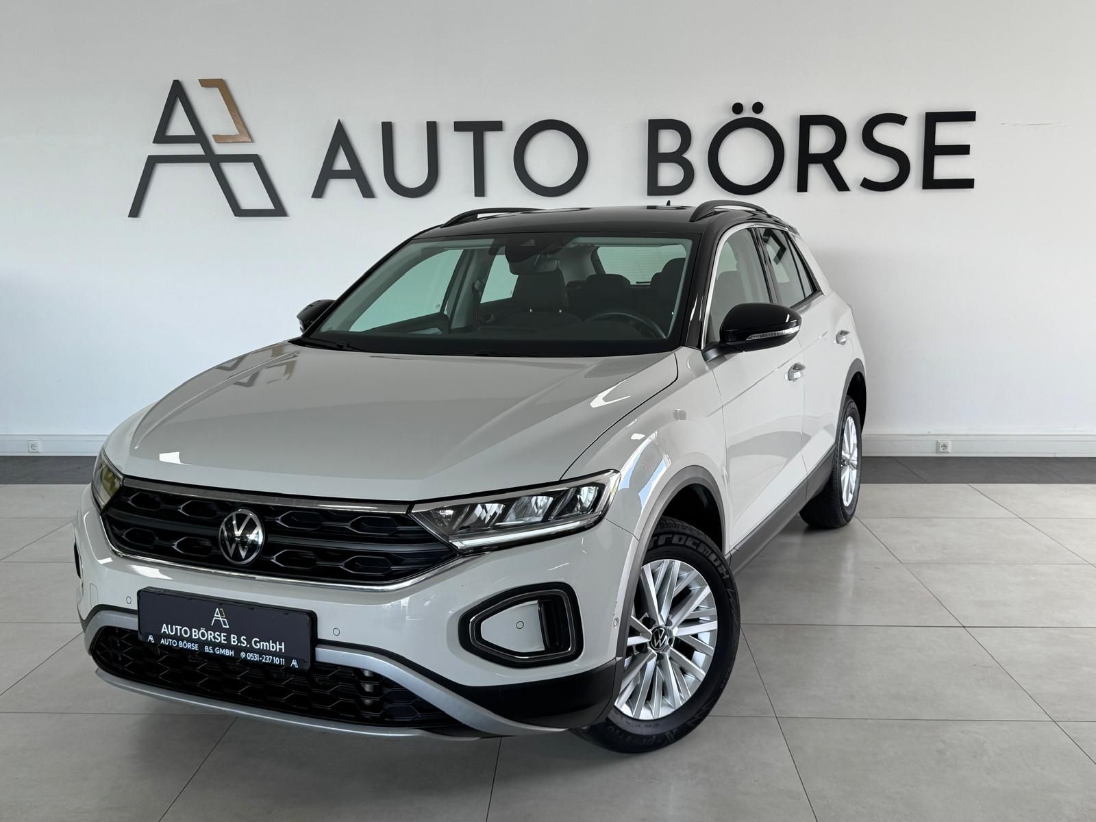Volkswagen T-Roc 2.0 TDI DSG LIFE*PAKRLENK*ViCo*MFL*ACC*LED