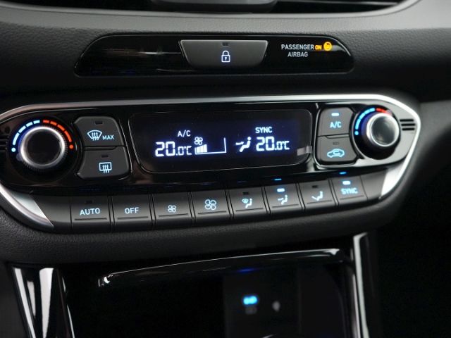 i30 FACELIFT T-GDI ADVANTAGE DCT+VOLL LED+NAVI+R