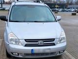 Kia Carnival 2007 Automatik - Kia Carnival aus 2007 mit Diesel-Antrieb