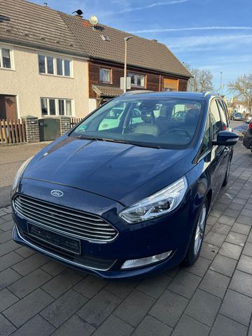 Ford Galaxy Titanium 4x4,NAVI,AHK,Xenon,Standh.,Leder