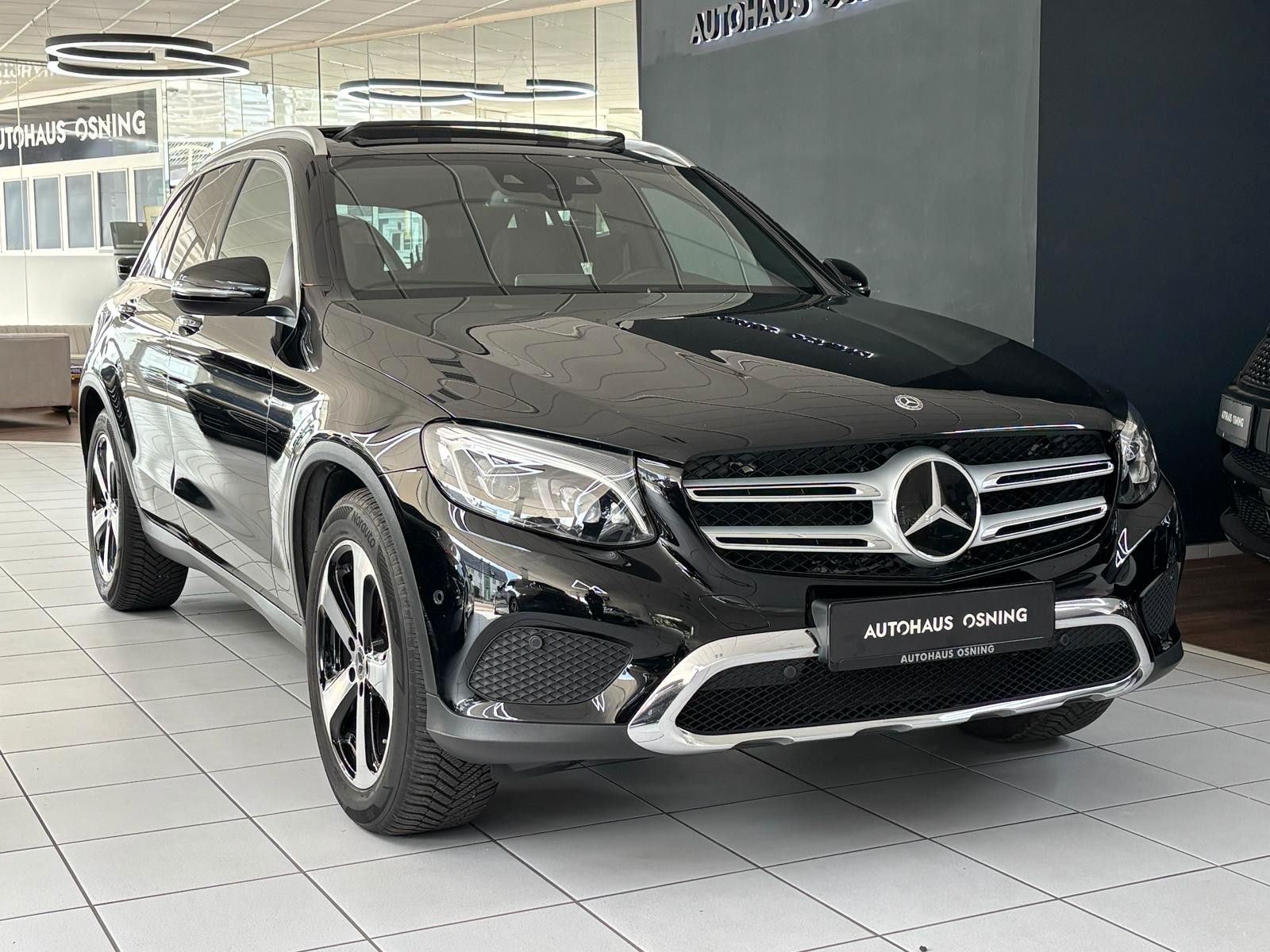 MERCEDES-BENZ GLC 250 GLC GLC 250D PANO LED KAMERA AHK 4MATIC