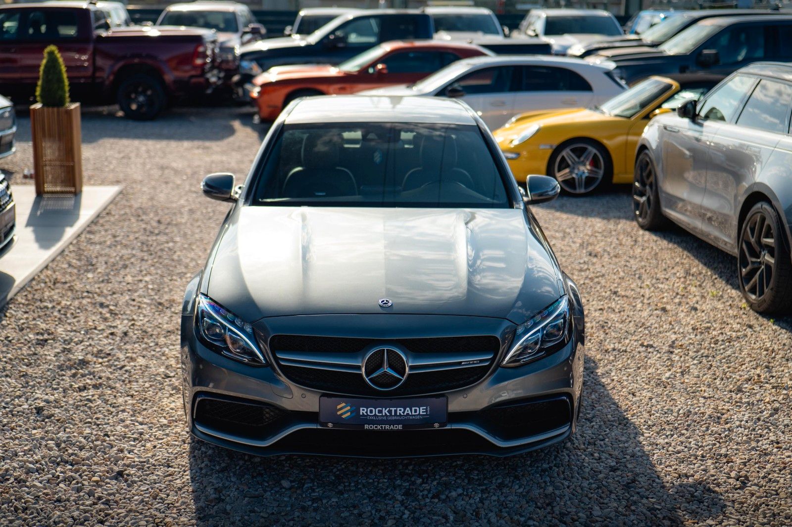 Fahrzeugabbildung Mercedes-Benz C 63 AMG Lim. | BURMESTER | LED | Top Zustand