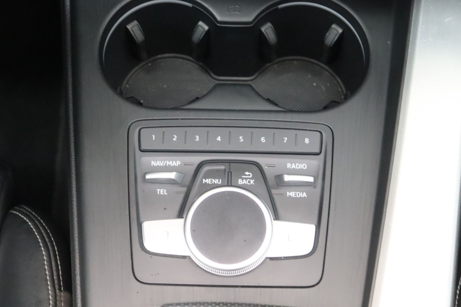 Fahrzeugabbildung Audi A5 Cabriolet 3.0 TDI Quattro S-line