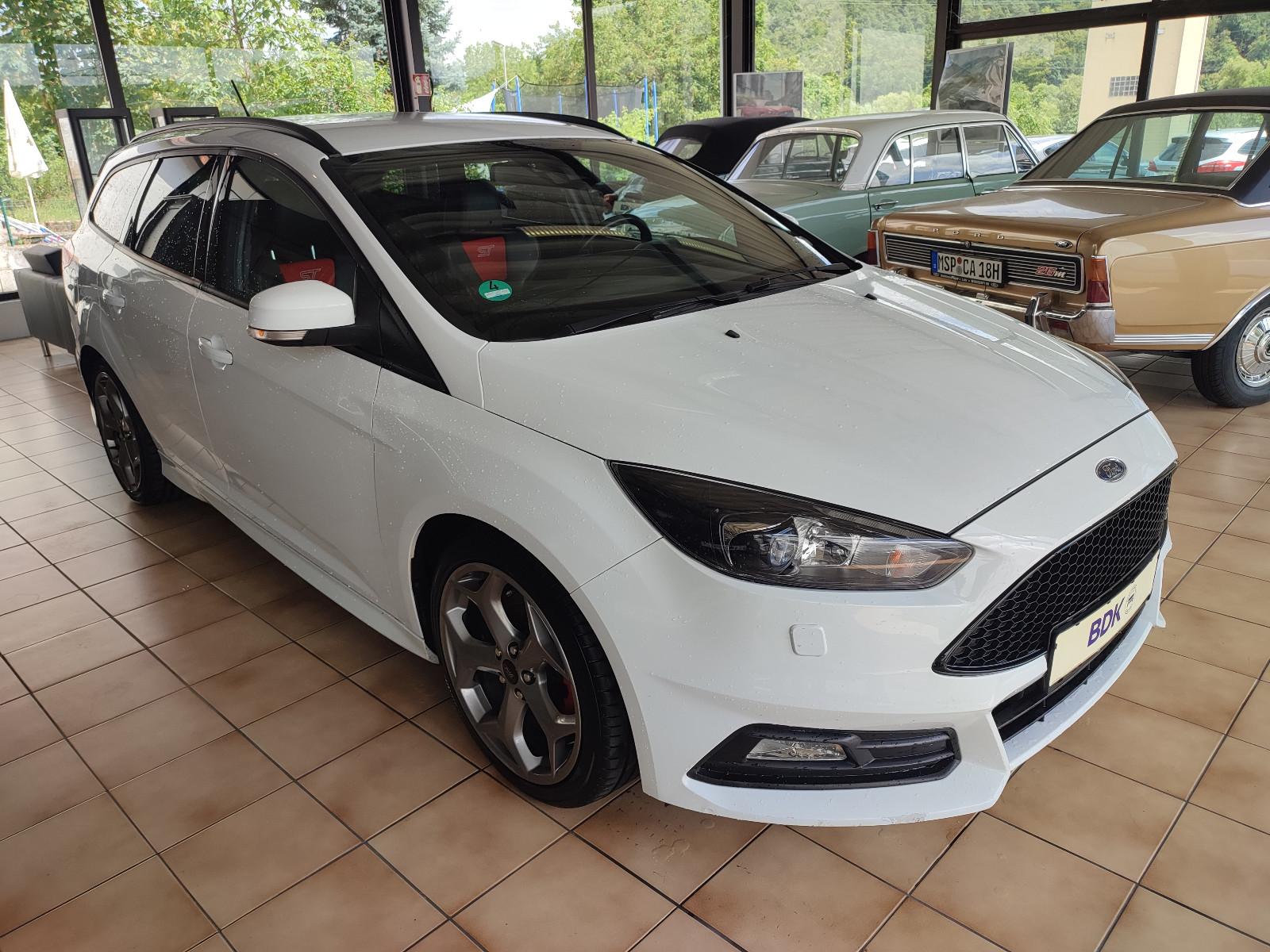 Ford Focus Turnier ST