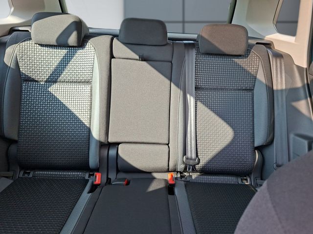 Tiguan 1.5 TSI Active *LED*AHK*NAVI*PANO*STANDH*