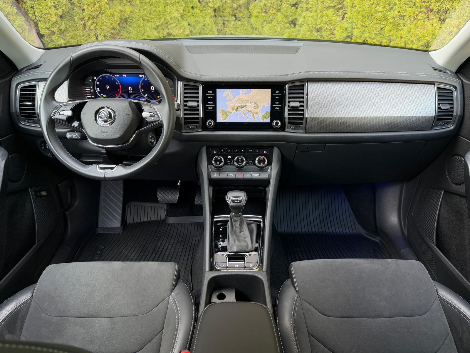 Fahrzeugabbildung SKODA Kodiaq 2.0 TSI DSG 4x4 Style MATRIX+KAM+ACC+VIRT