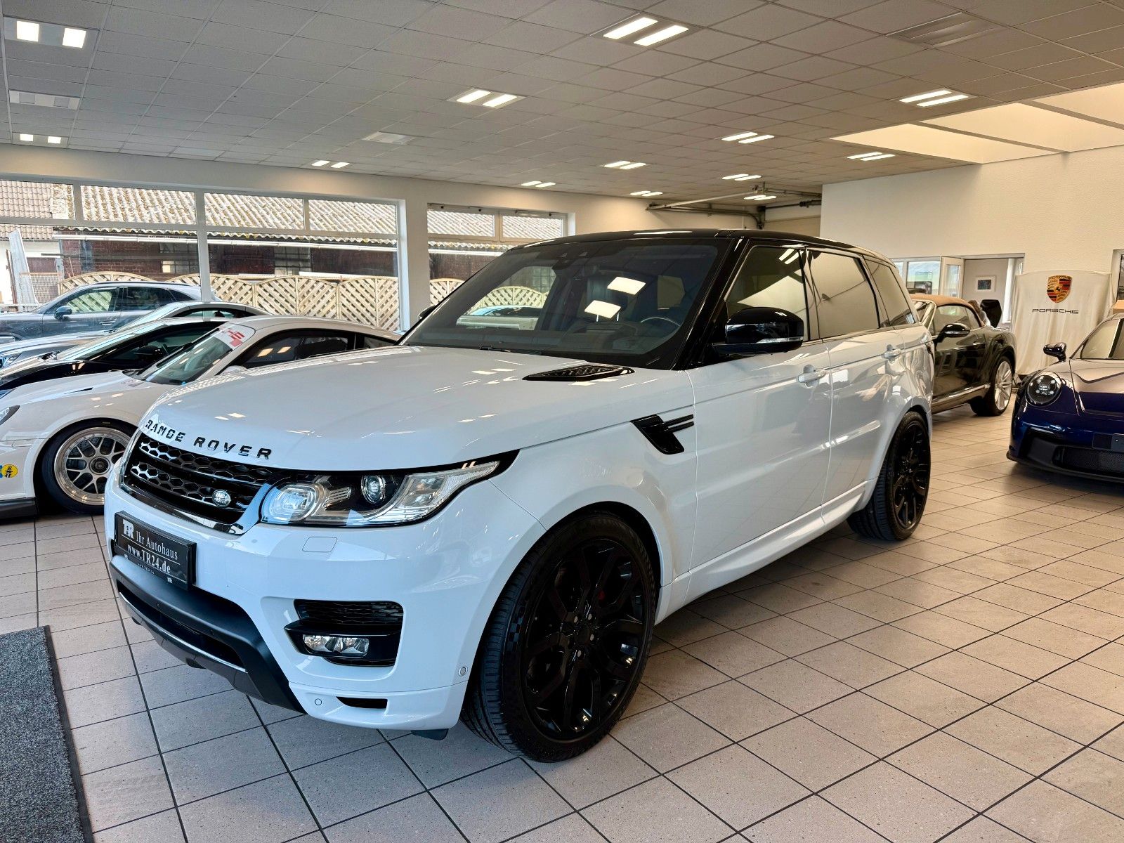 Fahrzeugabbildung Land Rover Range Rover Sport 3.0 SDV6 Autobiography Dynamic