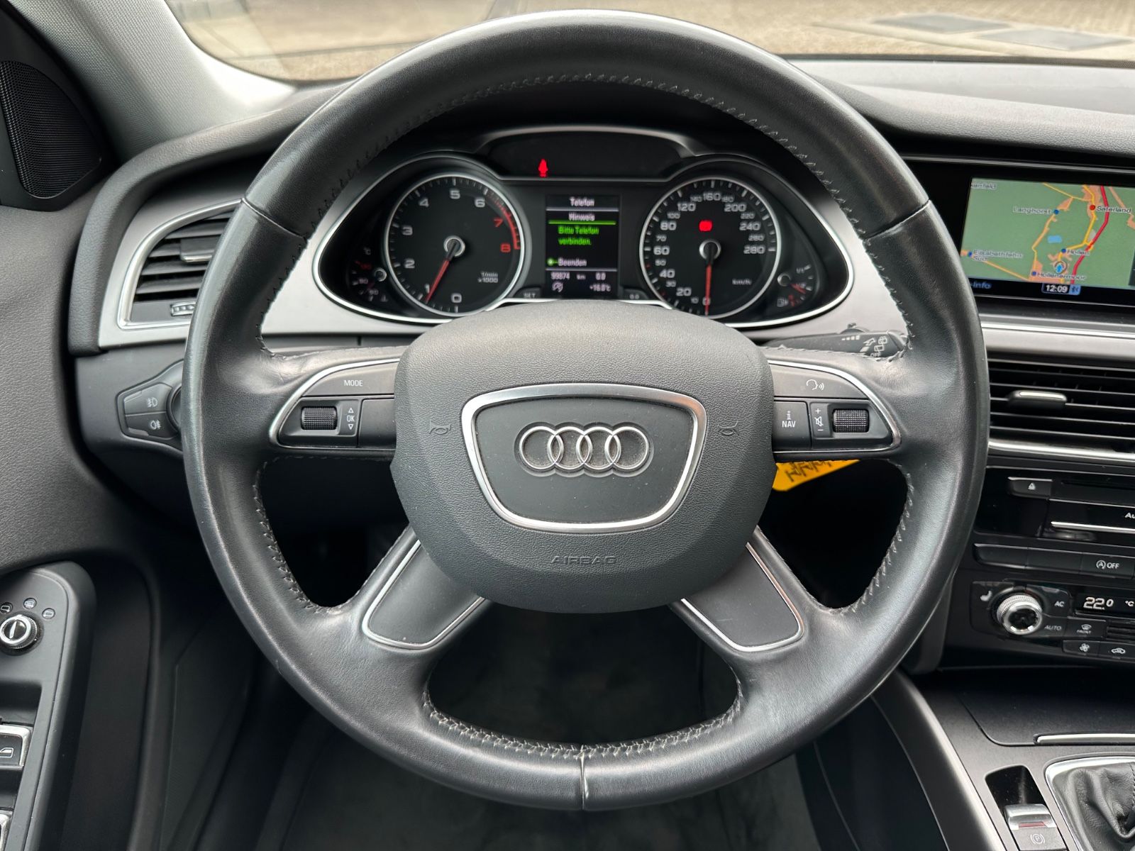 Fahrzeugabbildung Audi A4 Avant 1.8 TFSI S Line AHK/BiXenon/Navi/SHZG