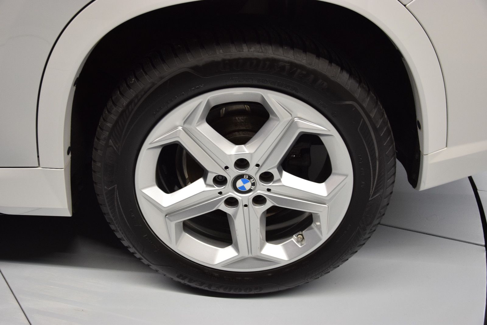 Fahrzeugabbildung BMW X1 18 i sDrive M Sport Pano H&k Memory ACC Leder