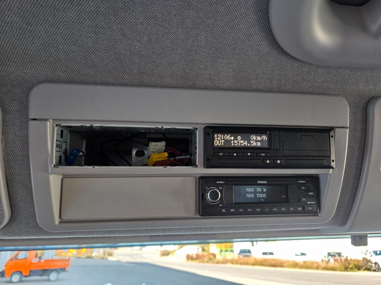 Fahrzeugabbildung Iveco Eurocargo ML80E22/P Palfinger PK 7.501 Funk 2AHK