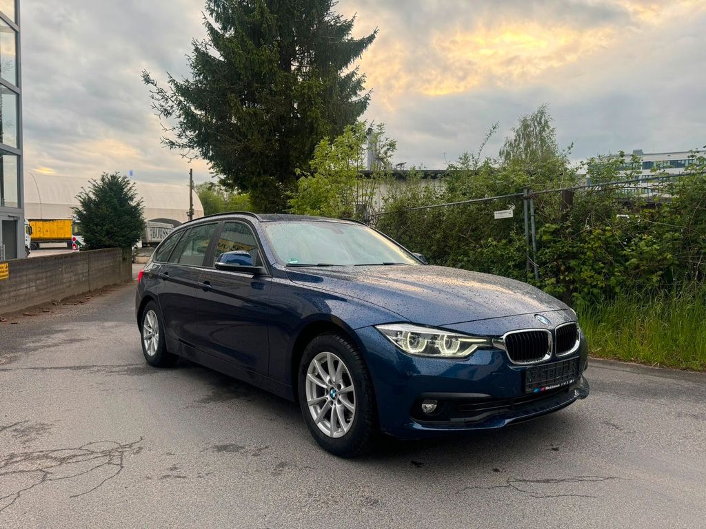 Image of BMW 320