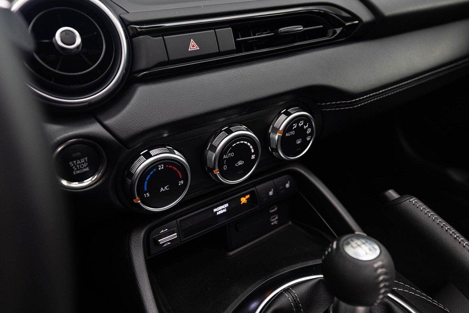 Fahrzeugabbildung Mazda MX-5 RF 2.0i 184PS Exclusive