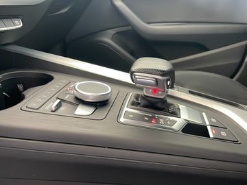 Fahrzeugabbildung Audi A5  Sportback 3,0 TDI quattro S-Line