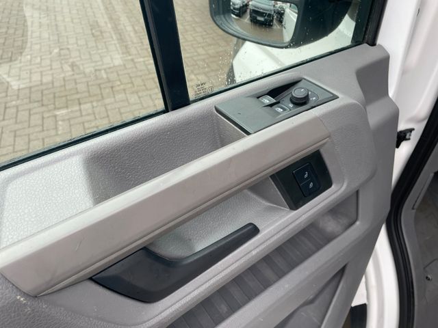 Crafter 35 Kasten 2,0 TDI MR / Heckantrieb / AHK