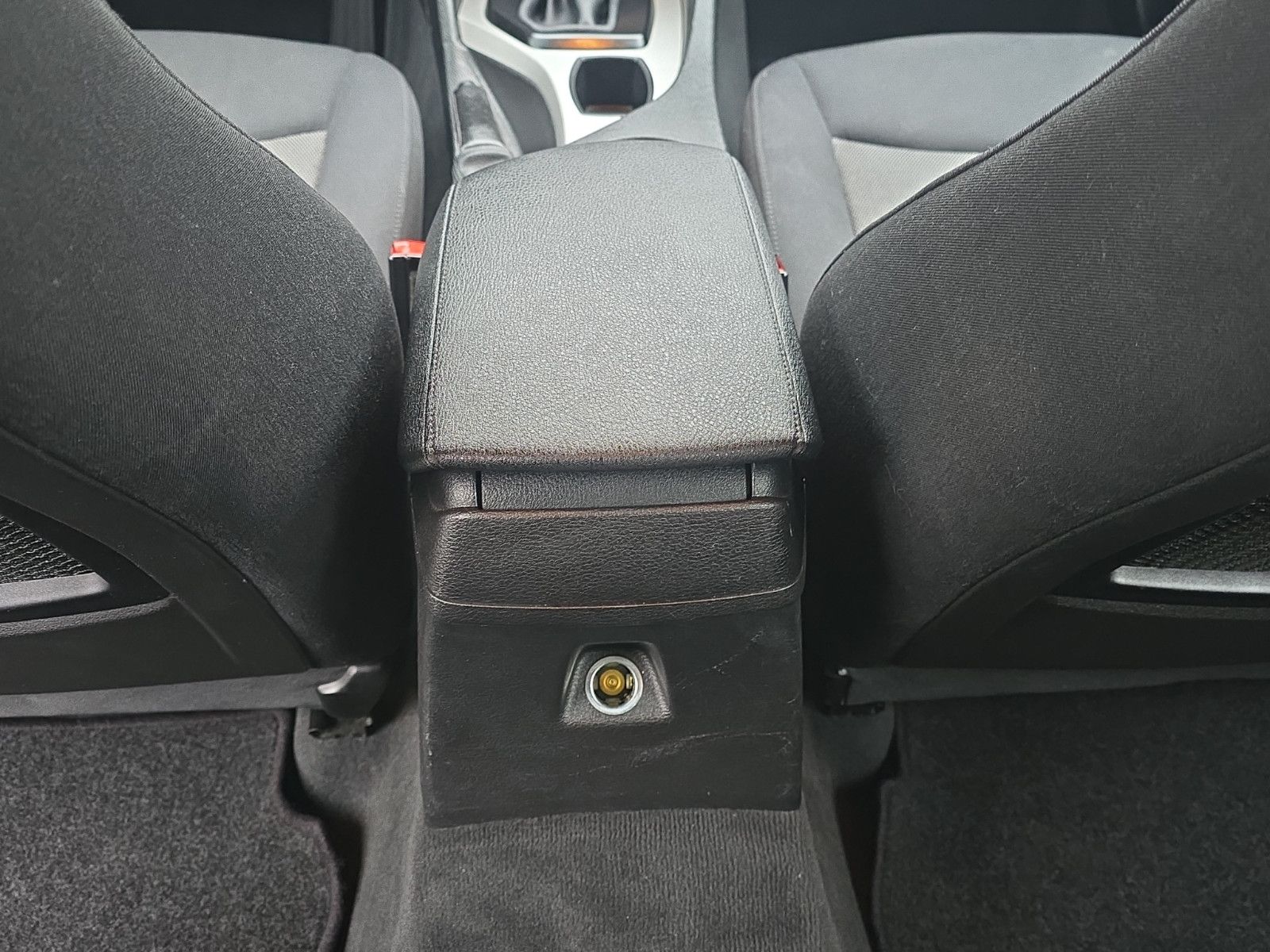 Fahrzeugabbildung BMW X1 20 d sDrive/AUTOMATIK/KLIMA