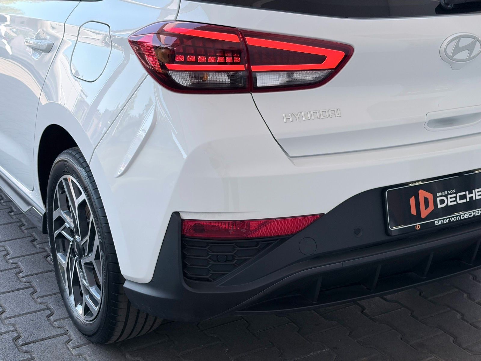 Fahrzeugabbildung Hyundai i30 1.6 T-GDI N Line Kamera,LED,Navi,Pano,SHZ,SD