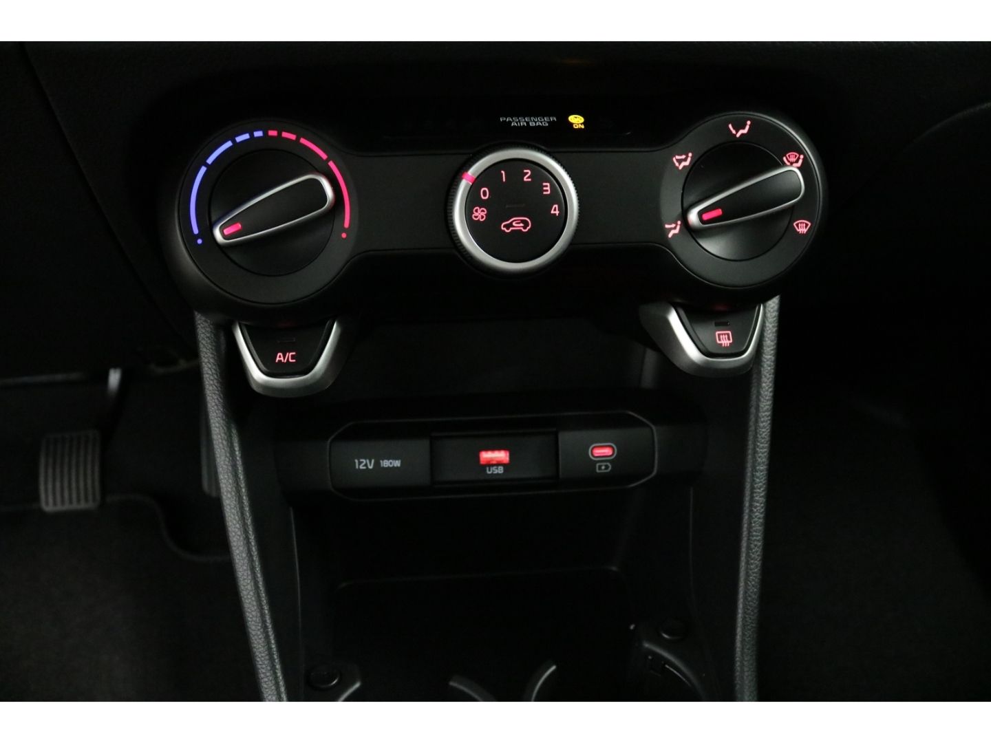 Fahrzeugabbildung Kia Picanto Vision 1.0 DAB Navi Kamera PDC