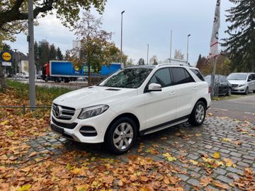 Fahrzeugabbildung Mercedes-Benz GLE 350d 4Matic*StHz*Pano*HarmanKardon*Sitzlüft*