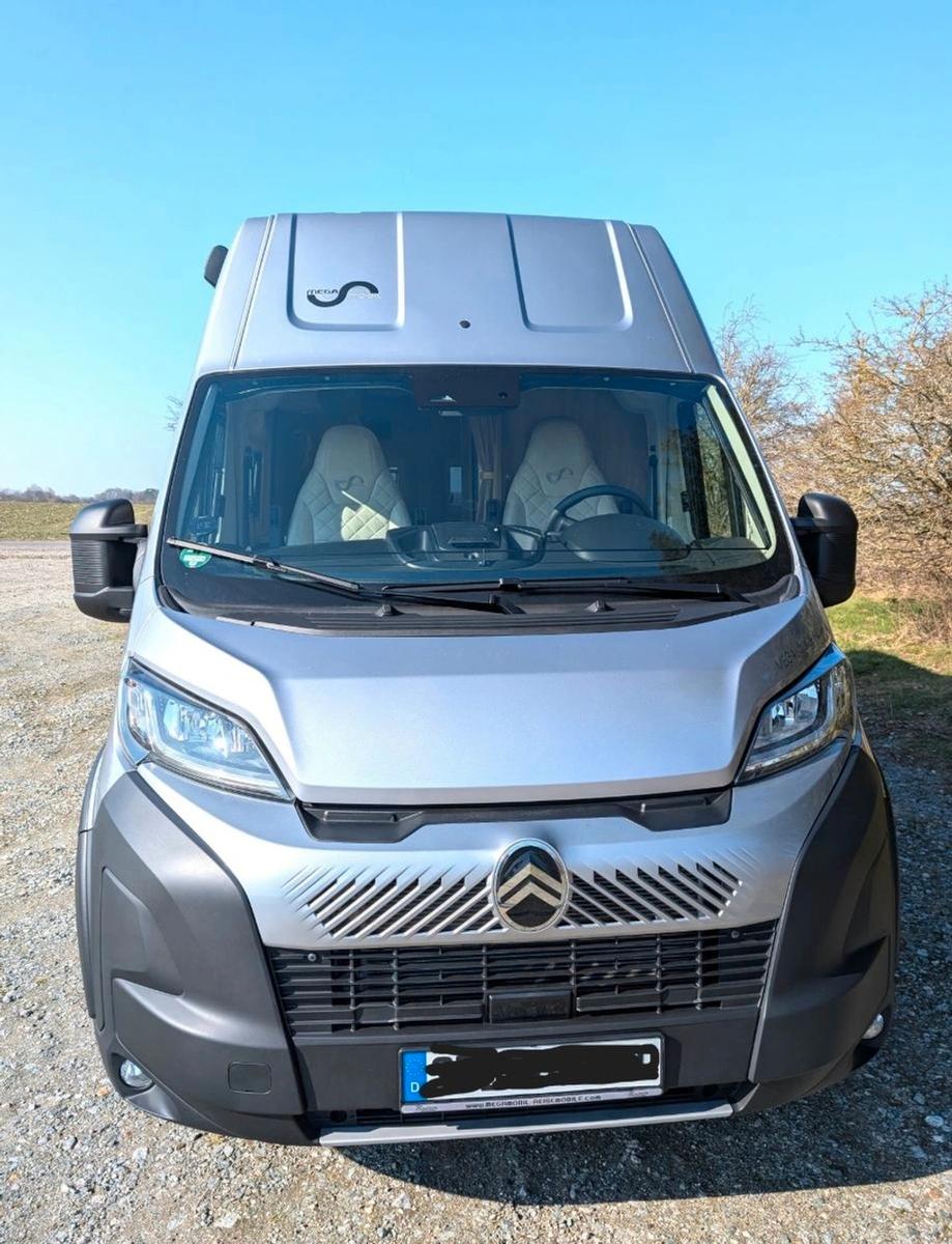 MegaMobil Lounge640 Automatik , Solar,4 Pakete,18Zoll,TV