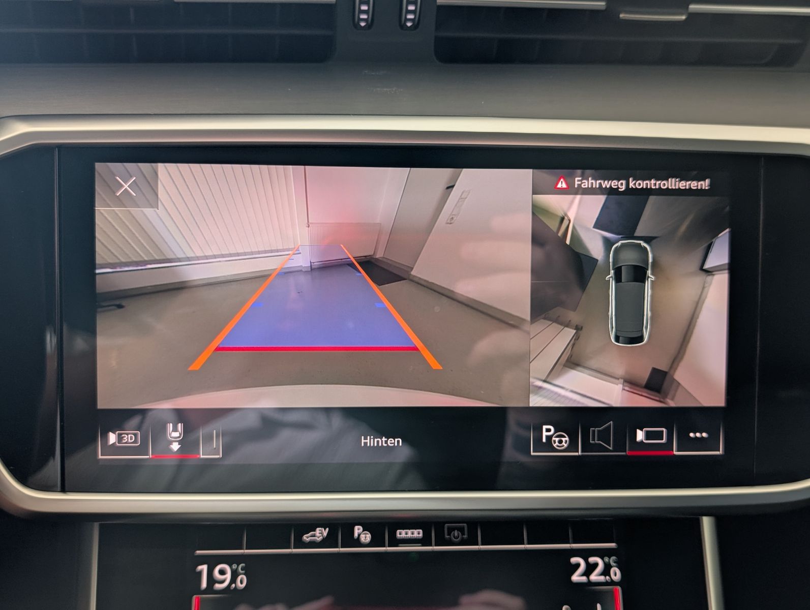 Fahrzeugabbildung Audi A6 55 TFSI e quat 3x S-Line MATRIX PANO 4xKlima
