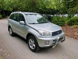 Toyota Rav4 2.0 4x4 Special Automatik - gebrauchte Toyota RAV 4 aus dem Jahr 2002