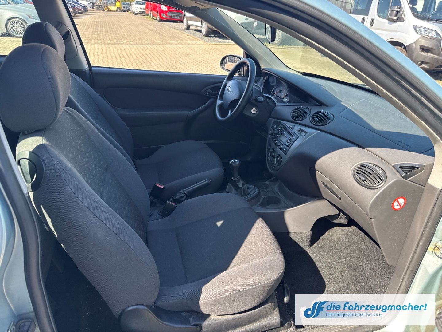 Fahrzeugabbildung Ford Focus Finesse Klima Beheizb. Frontsch. *EXPORT