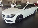 Mercedes-Benz CLA200 AMG Line PANO/AHK/LED/NAVI/PDC/CAM/SHZ - : Taxi