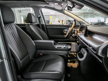 Hyundai Ioniq 9 226 kW 4WD Uniq Autobahnassistent BOSE