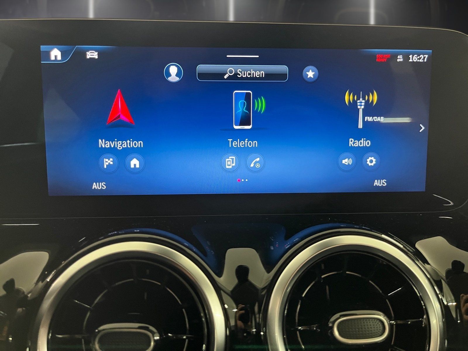 Fahrzeugabbildung Mercedes-Benz GLA 180 Progressive Adv.*Distronic*Totwinkel*LED