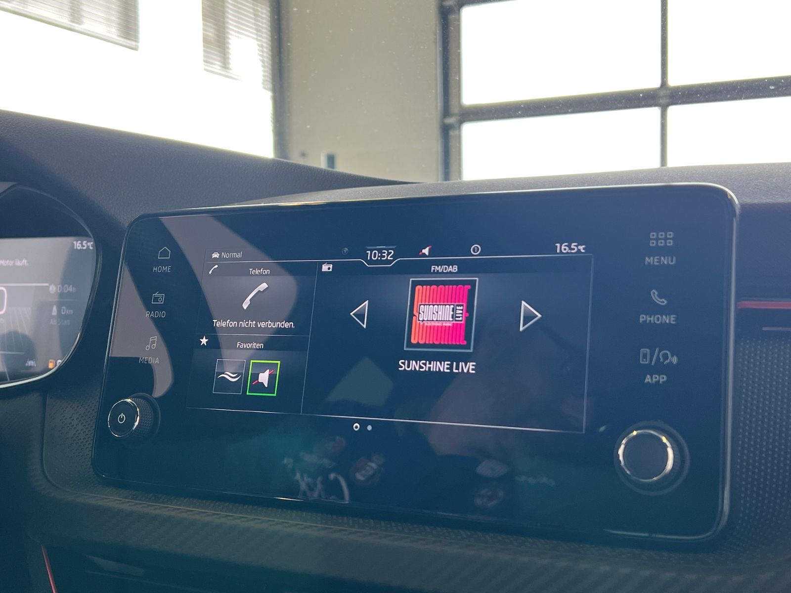 Fahrzeugabbildung SKODA Kamiq Monte Carlo 1.0 TSI DSG *AHK, Matrix-LED*