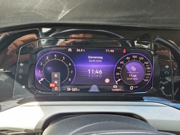 Volkswagen Golf - 9