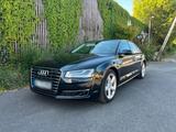 Audi A8 3,0 TDI JAHRESWAGENZUSTAND - Audi A8 in Köln