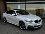 BMW 230i Coupé M Sport/LED/Service Neu - BMW 230: Sportwagen