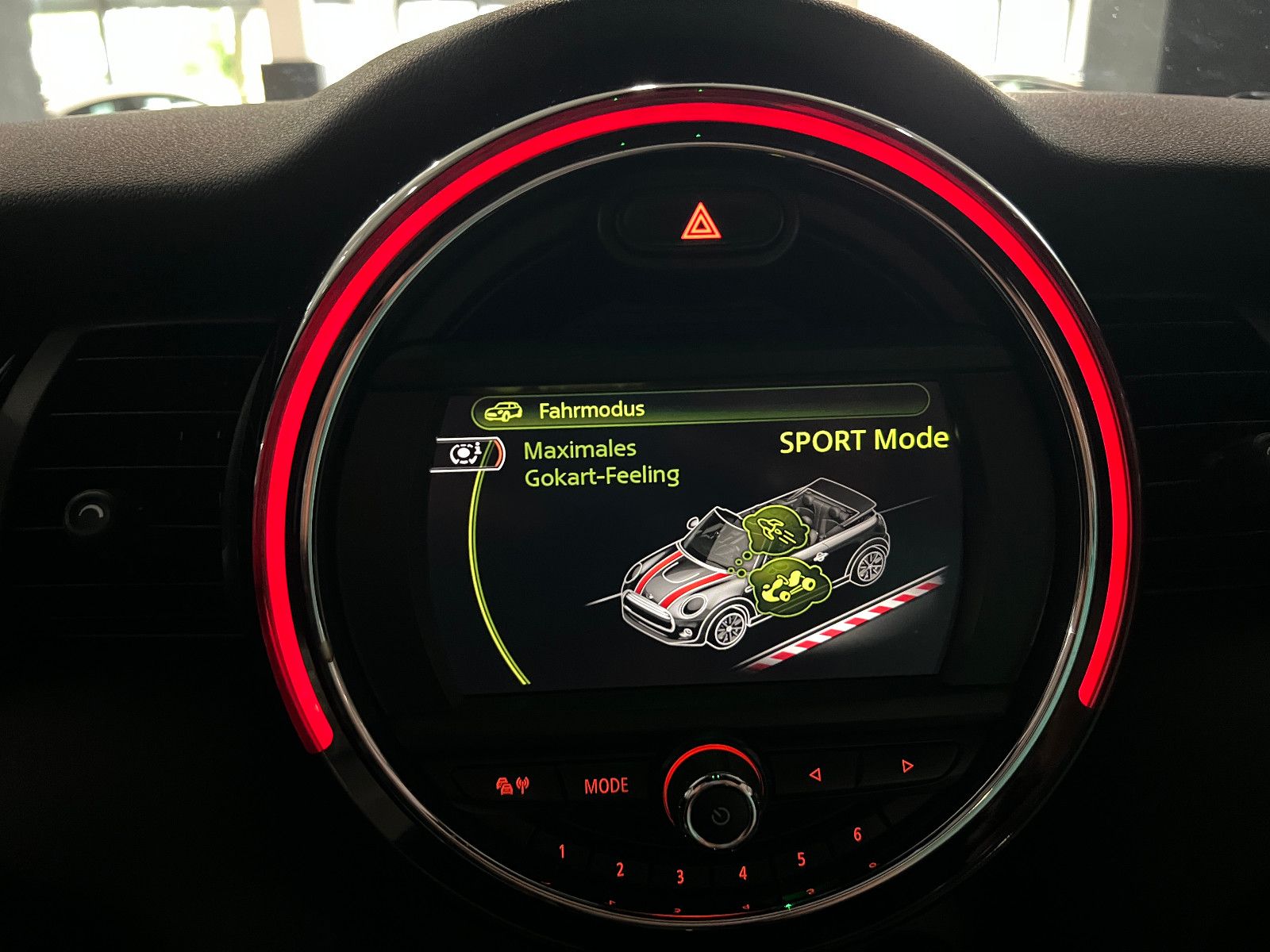 Fahrzeugabbildung MINI Cooper CABRIO AUTOMATIK NAVI LED LEDER CHESTER