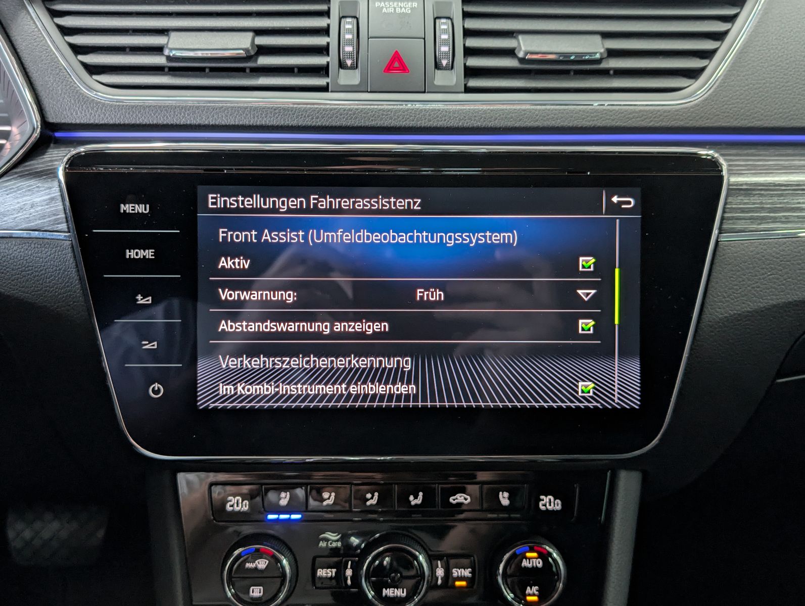 Fahrzeugabbildung SKODA Superb Premium Edition 2.0 TDI ACC VIRT MASSAGE